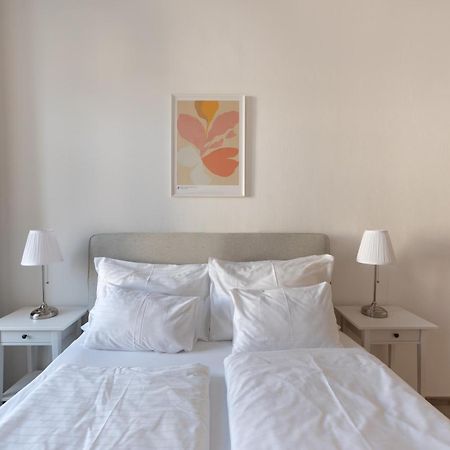 וינה Studio Apartment Near University מראה חיצוני תמונה