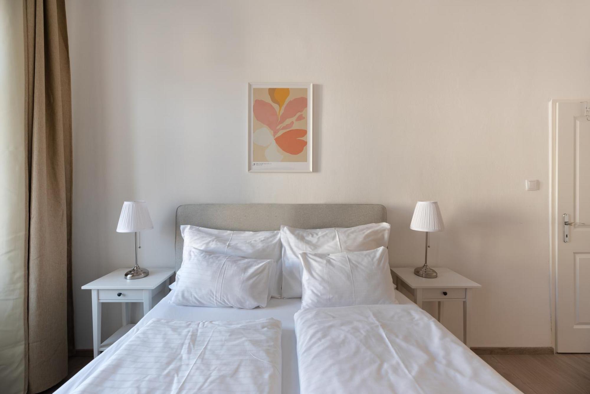 וינה Studio Apartment Near University מראה חיצוני תמונה